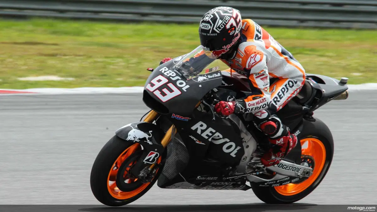 MotoGP. Test di Sepang, Day 1. Rossi è il più veloce della mattinata (7)