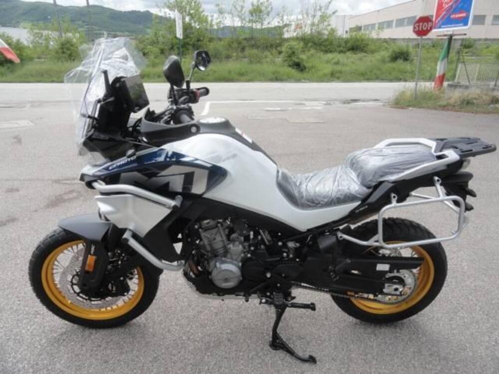 CFMOTO 800MT Explorer (2023 - 24) (5)