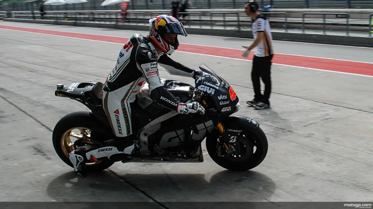 MotoGP. Test di Sepang, Day 1. Rossi è il più veloce della mattinata (40)