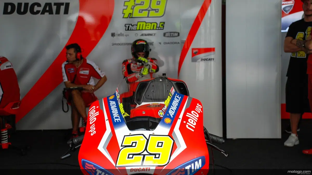 MotoGP. Test di Sepang, Day 1. Rossi è il più veloce della mattinata (43)