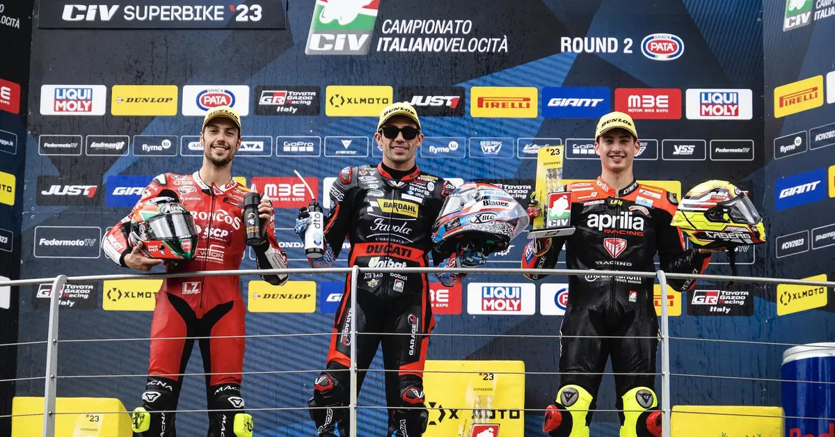 CIV 2023. Gara2 Mugello. Le Ducati sono imprendibili sul bagnato: stravince Michele Pirro, secondo Lorenzo Zanetti e terzo Luca Bernardi [RISULTATI e VIDEO]