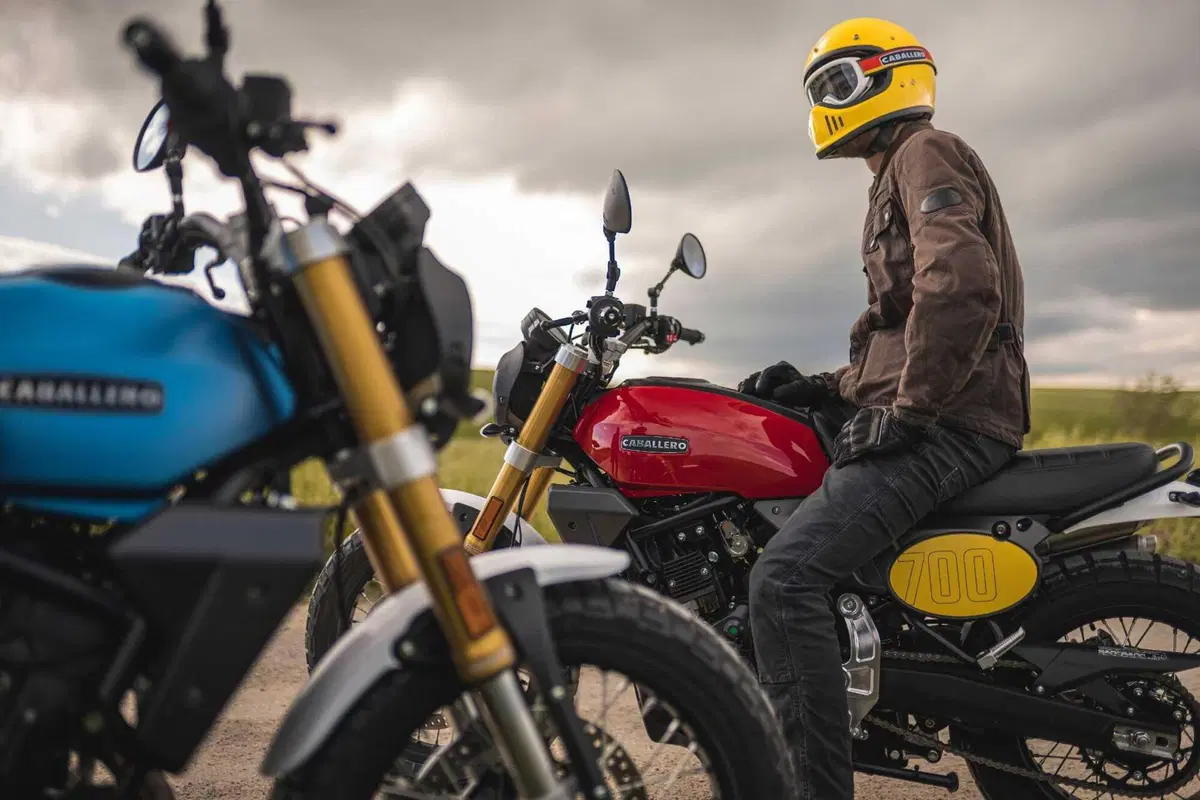 Fantic Caballero 700 TEST! Pregi e difetti della prima bicilindrica della Casa italiana (9)