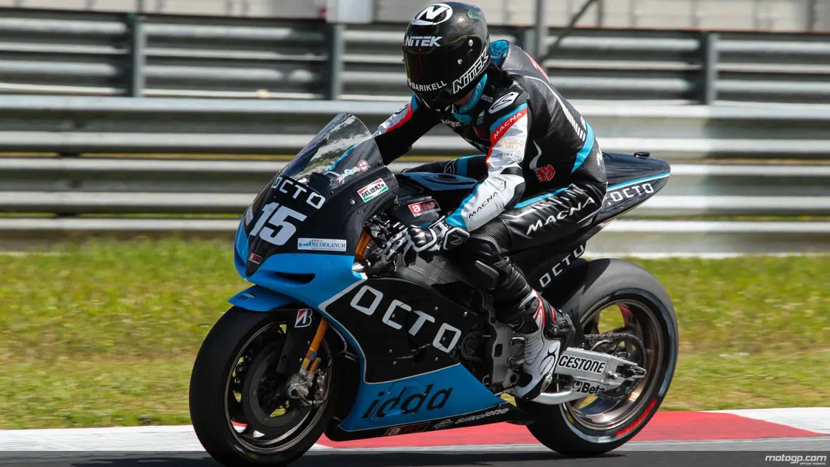 MotoGP. Test a Sepang, Day 2. Lorenzo in testa alla classifica del mattino (4)