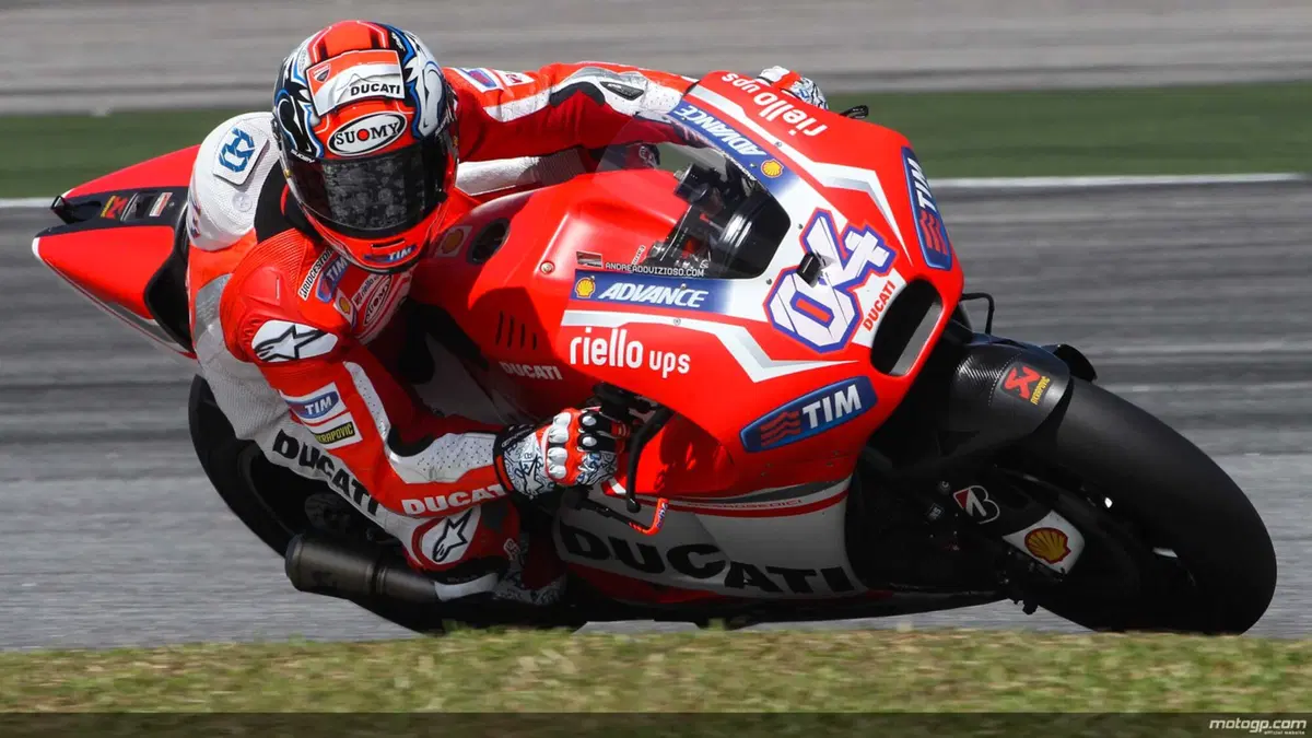 MotoGP. Test a Sepang, Day 2. Lorenzo in testa alla classifica del mattino (7)