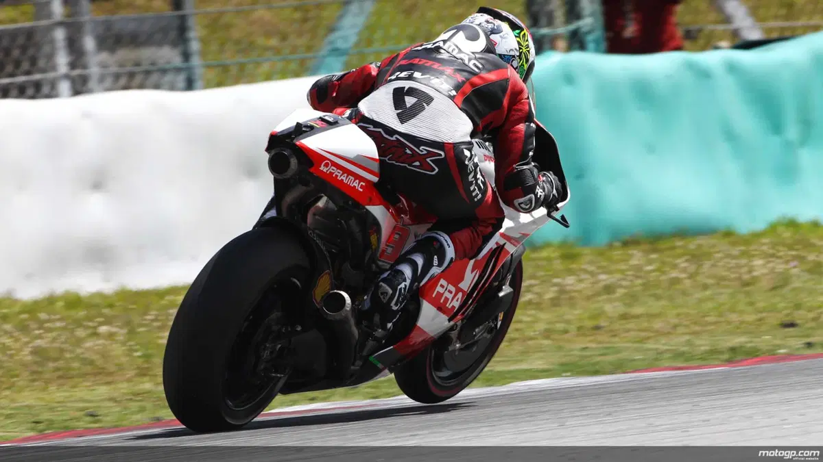 MotoGP. Test a Sepang, Day 2. Lorenzo in testa alla classifica del mattino (9)