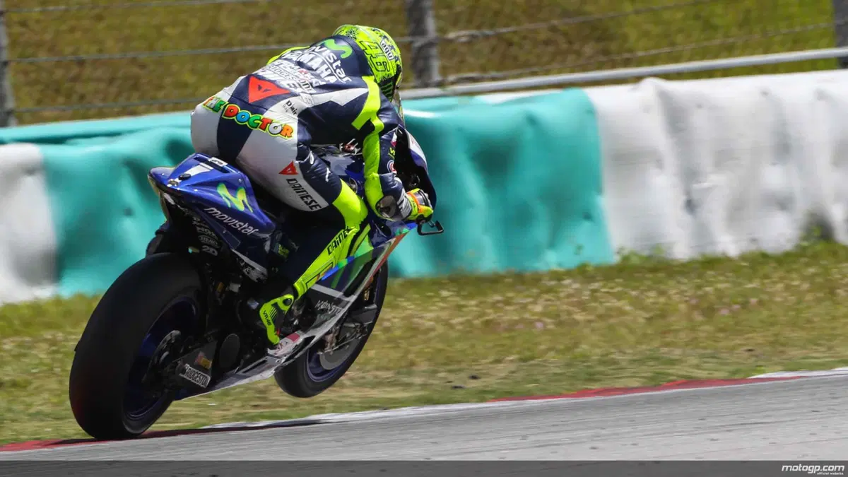 MotoGP. Test a Sepang, Day 2. Lorenzo in testa alla classifica del mattino (10)
