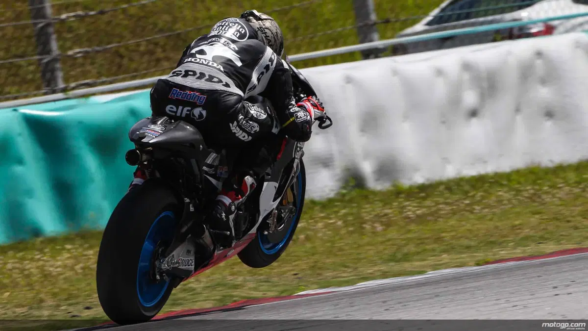 MotoGP. Test a Sepang, Day 2. Lorenzo in testa alla classifica del mattino (8)