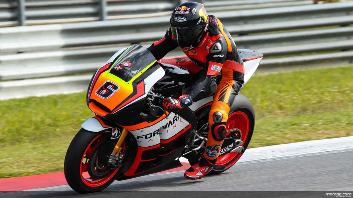 MotoGP. Test a Sepang, Day 2. Lorenzo in testa alla classifica del mattino (15)