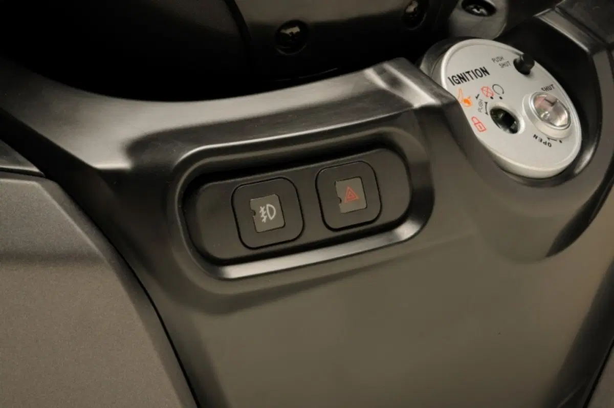 Sym Joymax 300 Joymax 300 i (2012 - 16) (6)
