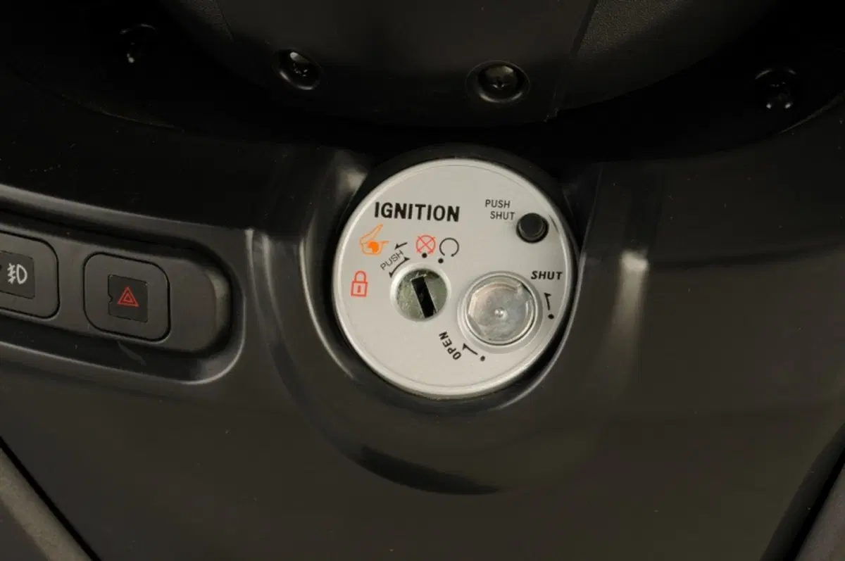 Sym Joymax 300 Joymax 300 i (2012 - 16) (11)
