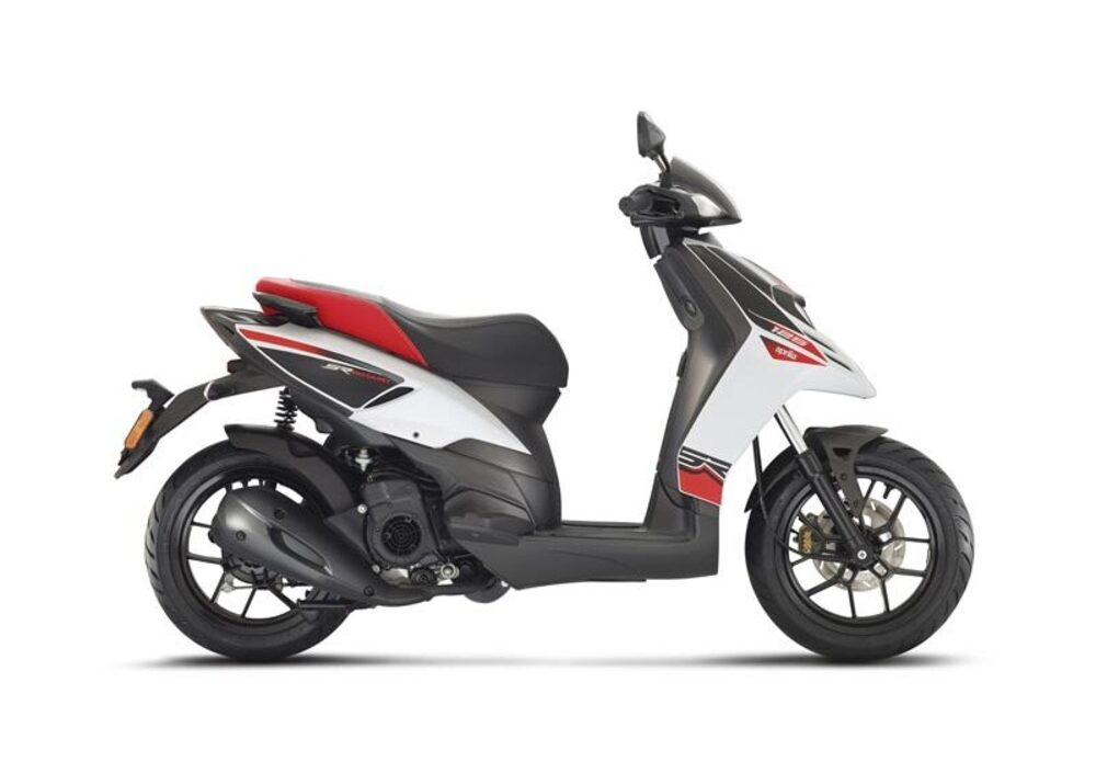 Aprilia SR Motard 125 (2011 - 16) (3)