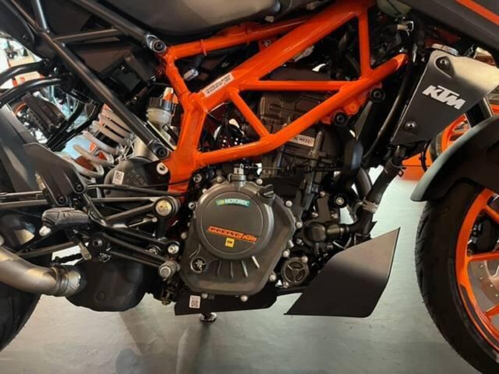 KTM 125 Duke (2021 - 23) (3)