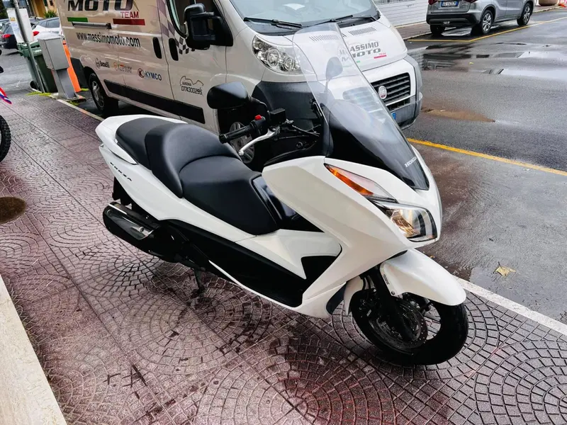 Honda Forza 300 ABS (2013 - 17) (8)
