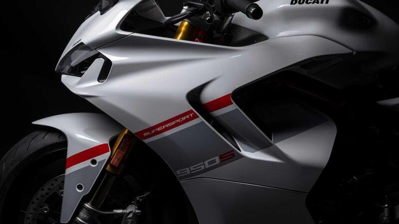 Ducati presenta la nuova livrea Stripe Livery per la SuperSport 950 S