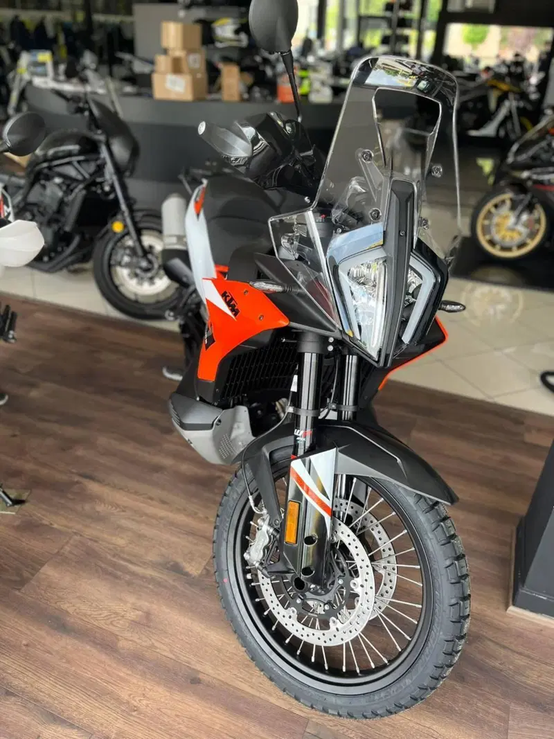 KTM 890 Adventure (2023 - 26) (5)