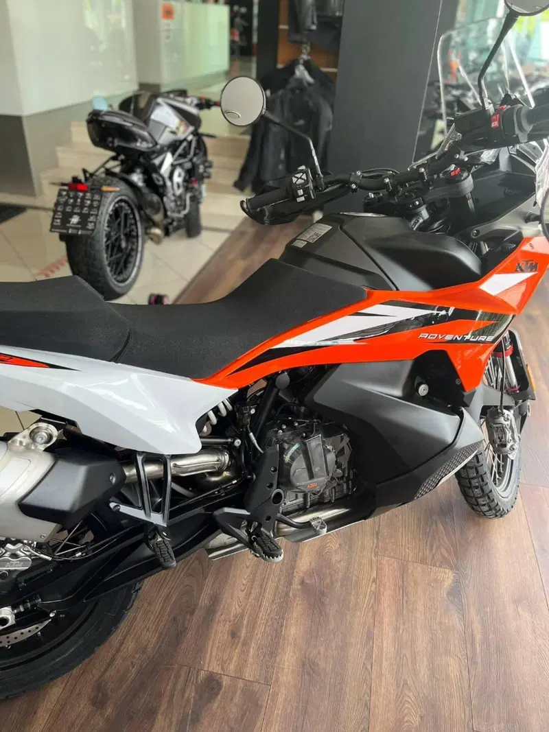 KTM 890 Adventure (2023 - 26) (3)