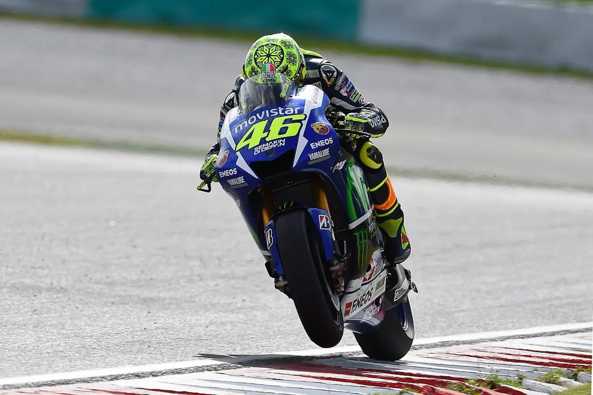 MotoGP. Test a Sepang, Day 2. Rossi: "Rallentato dal chattering" (5)