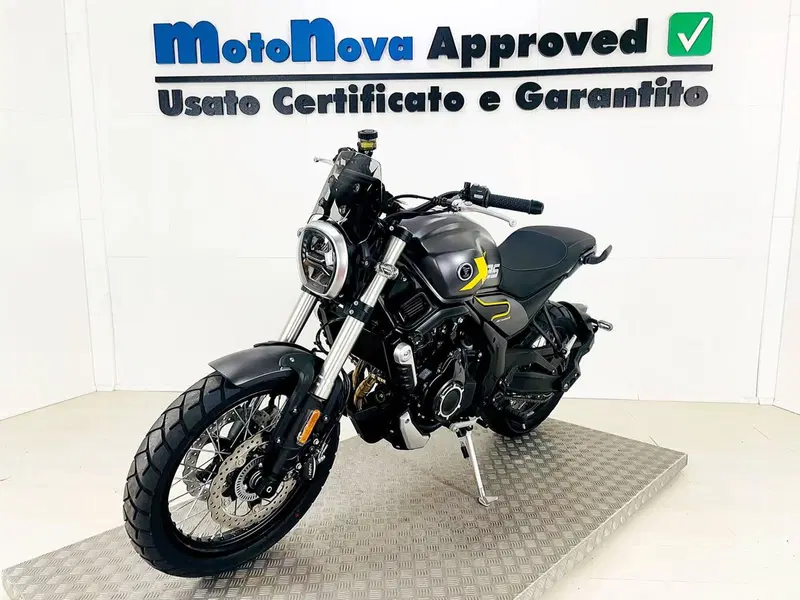 Voge Trofeo 525ACX Scrambler (2023 - 26) (3)