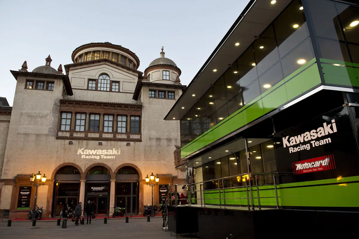 Kawasaki Motocard Superbike: la presentazione della squadra (video)