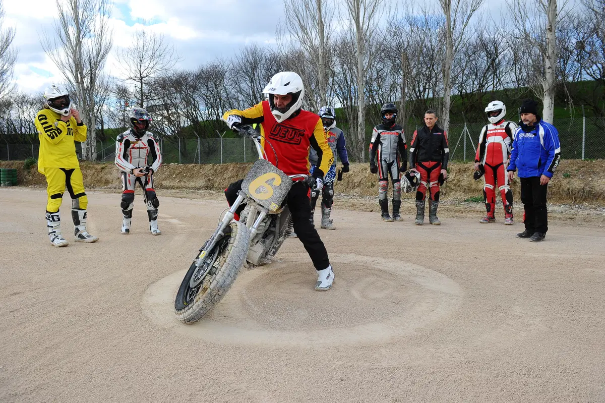 DI TRAVERSO Flat Track School