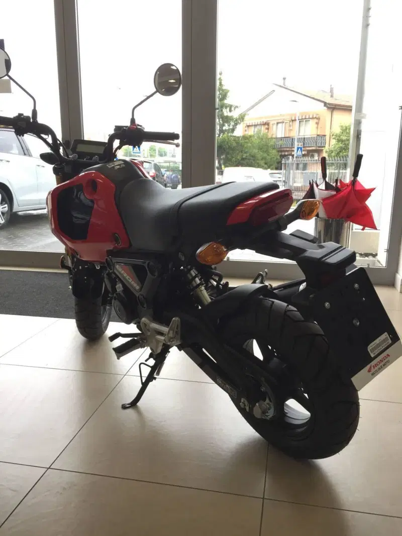Honda MSX 125 Grom (2021 - 26) (3)