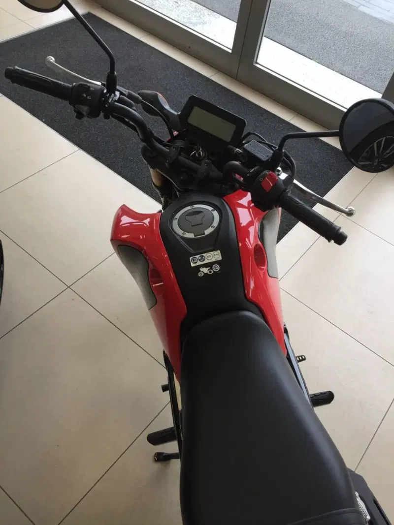 Honda MSX 125 Grom (2021 - 26) (4)