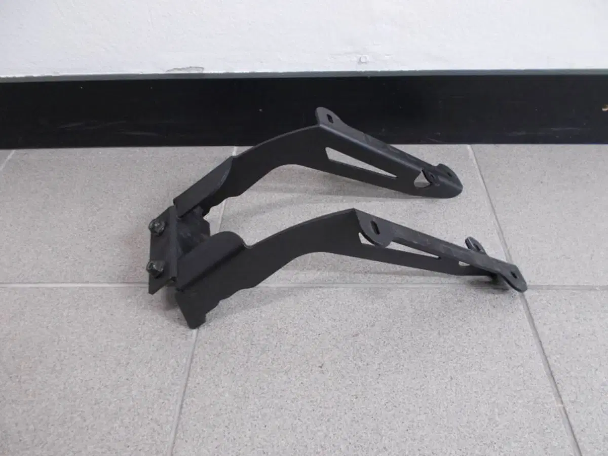 Supporto Baule Givi per Yamaha X Max
