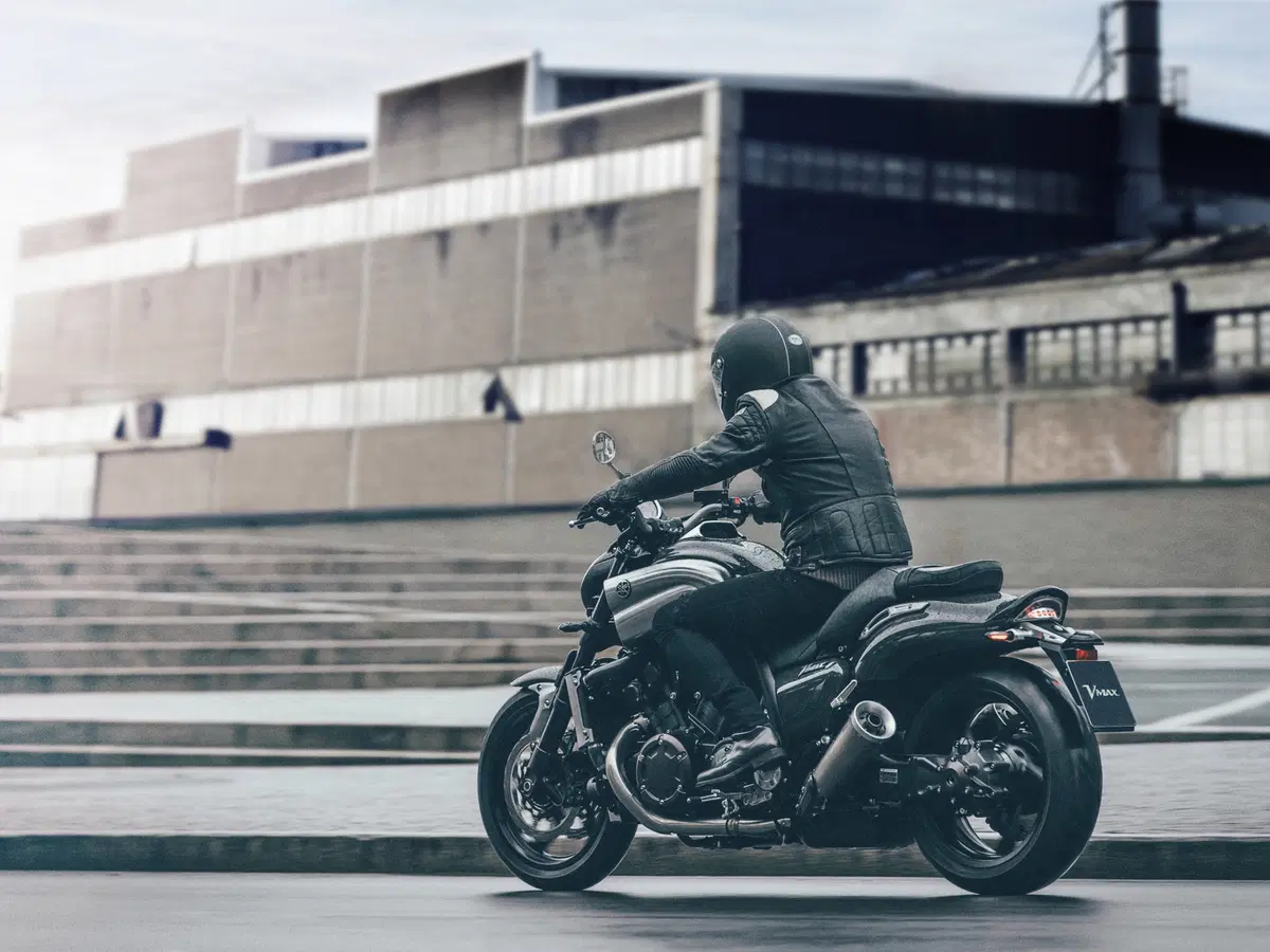 Yamaha VMAX Carbon 2015