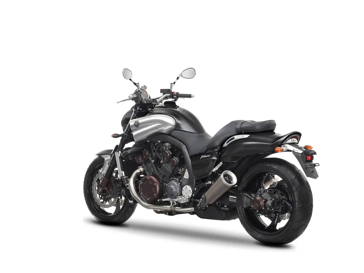 Yamaha VMAX Carbon 2015 (13)