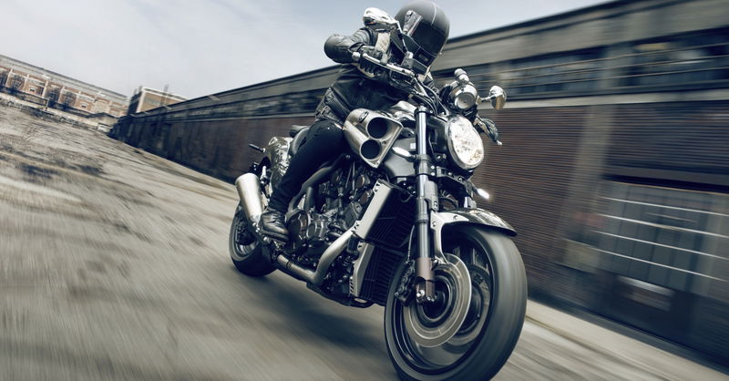 Yamaha VMAX Carbon 2015