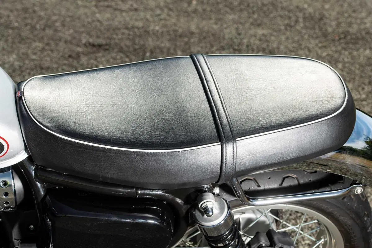 BSA Gold Star 650 TEST: torna la leggenda (3)