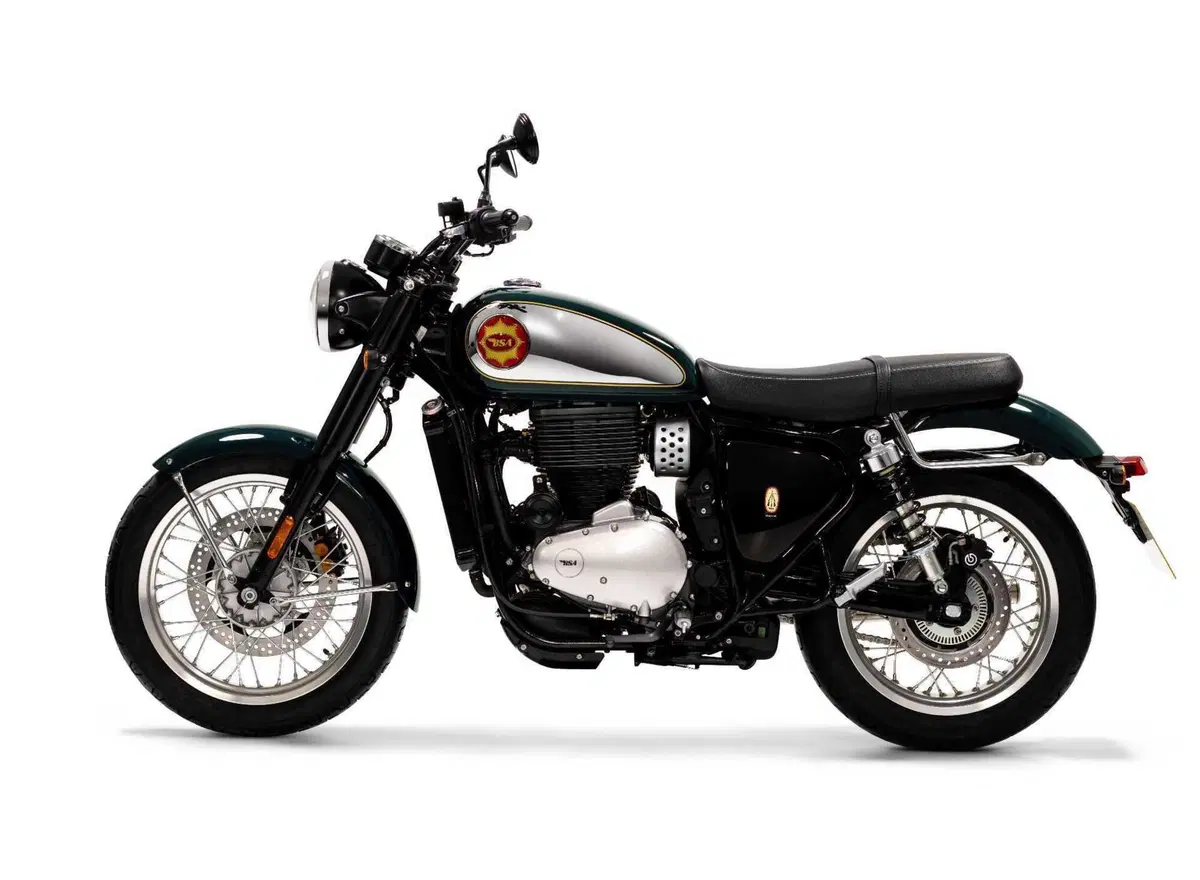 BSA Gold Star 650 TEST: torna la leggenda