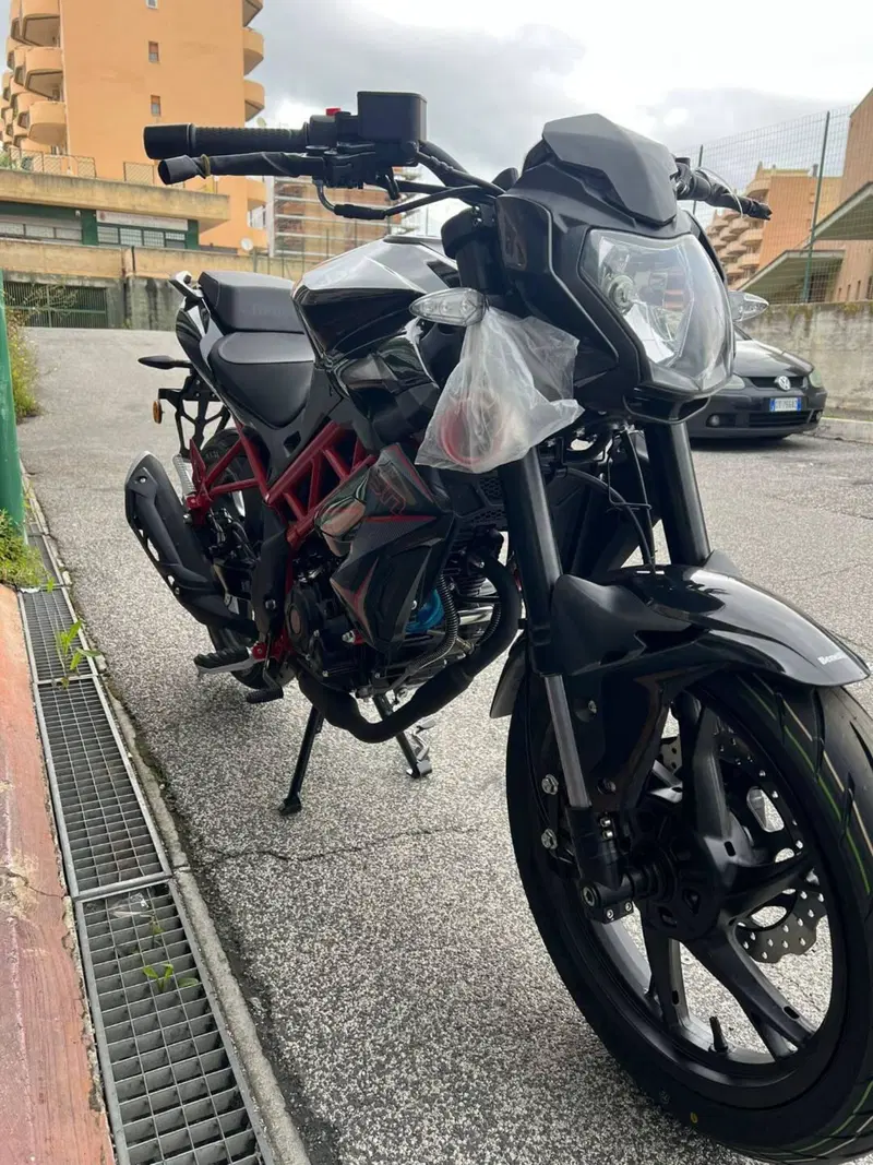Benelli BN 125 (2021 - 25) (5)
