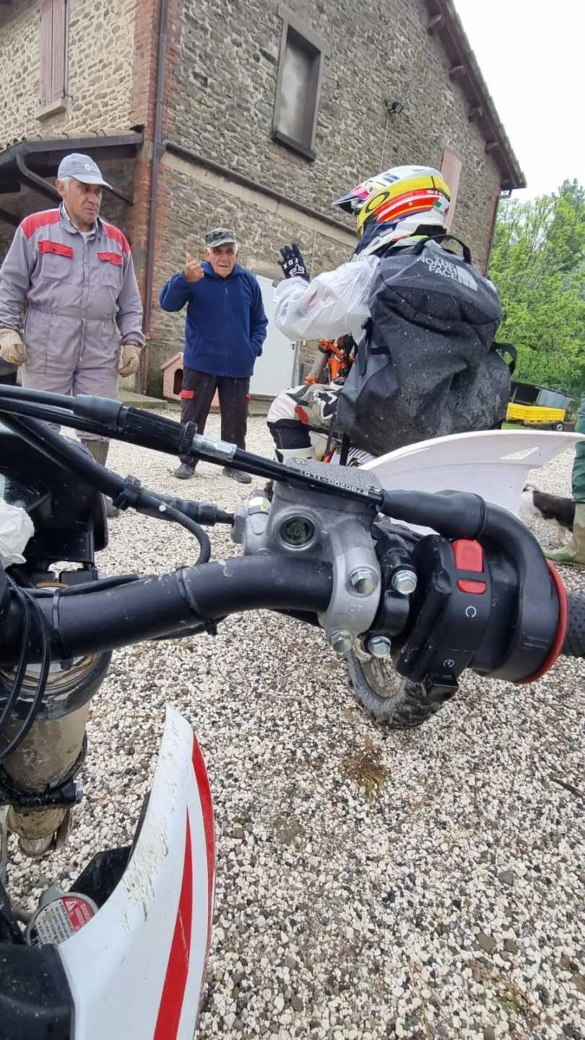 Enduristi tra i protagonisti nell'aiuto alla Romagna colpita dall'alluvione (4)