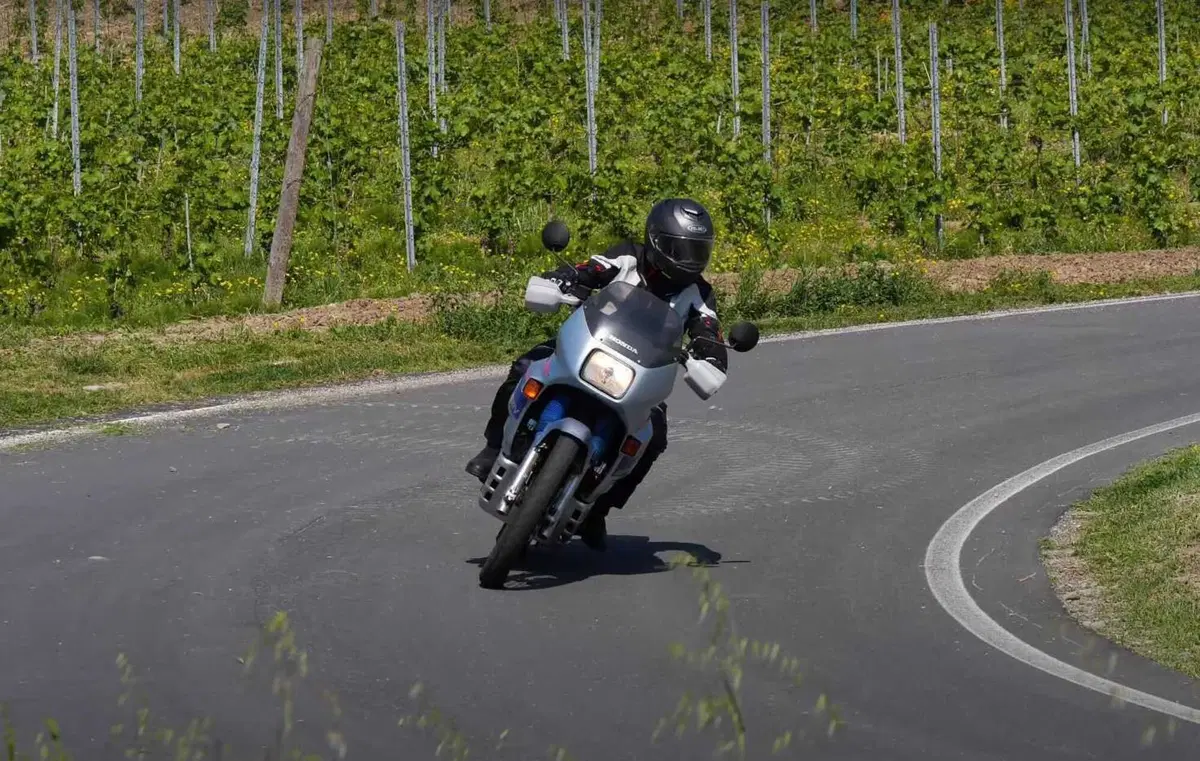 Gallery Honda Transalp 600 1° Serie (3)