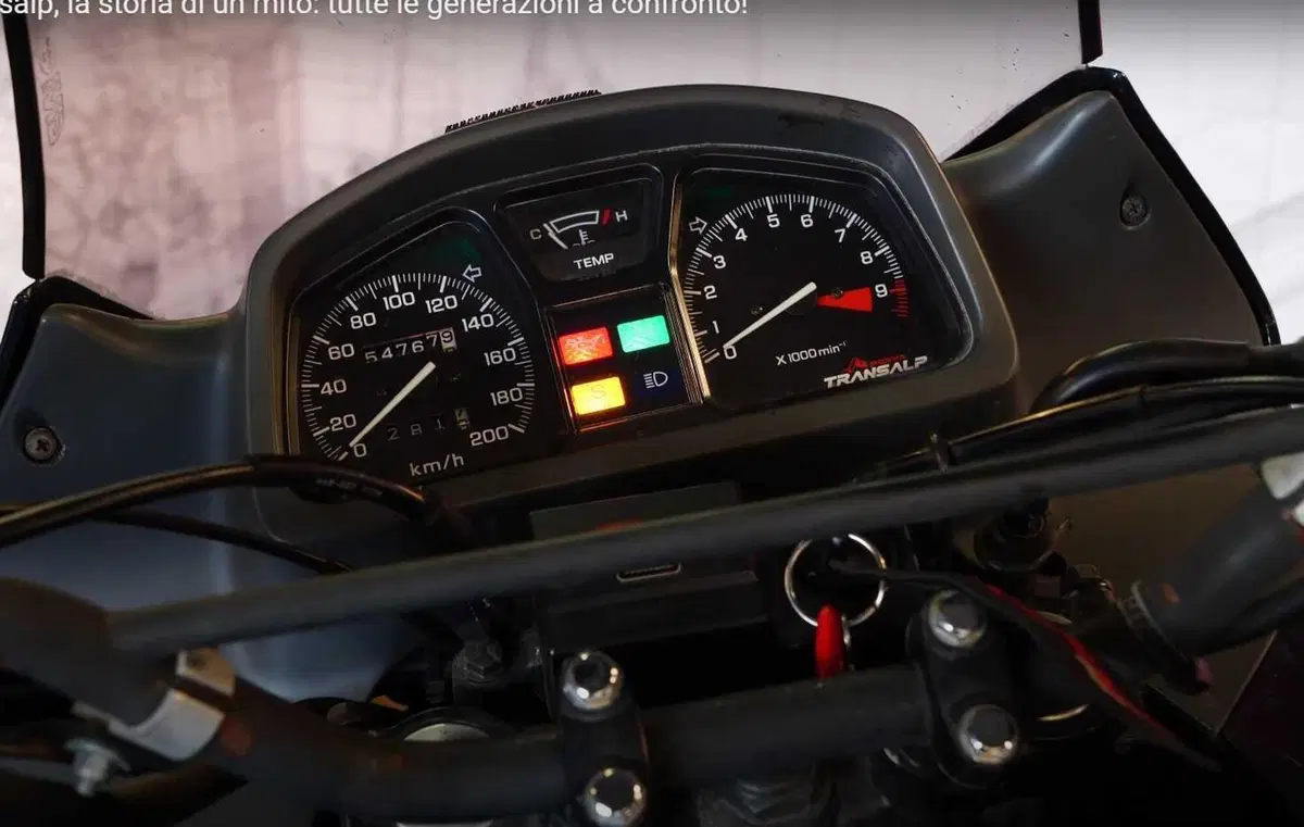 Gallery Honda Transalp 600 2° Serie (4)