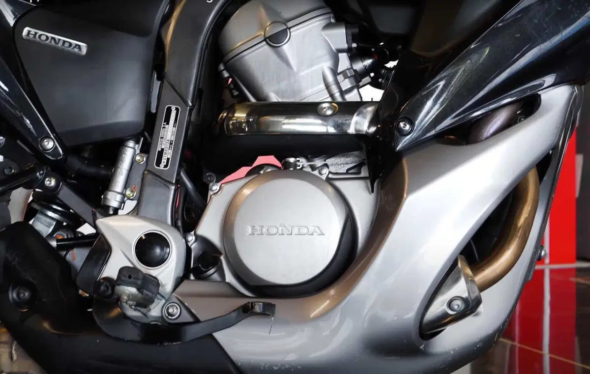Gallery Honda Transalp 700 4° Serie (5)