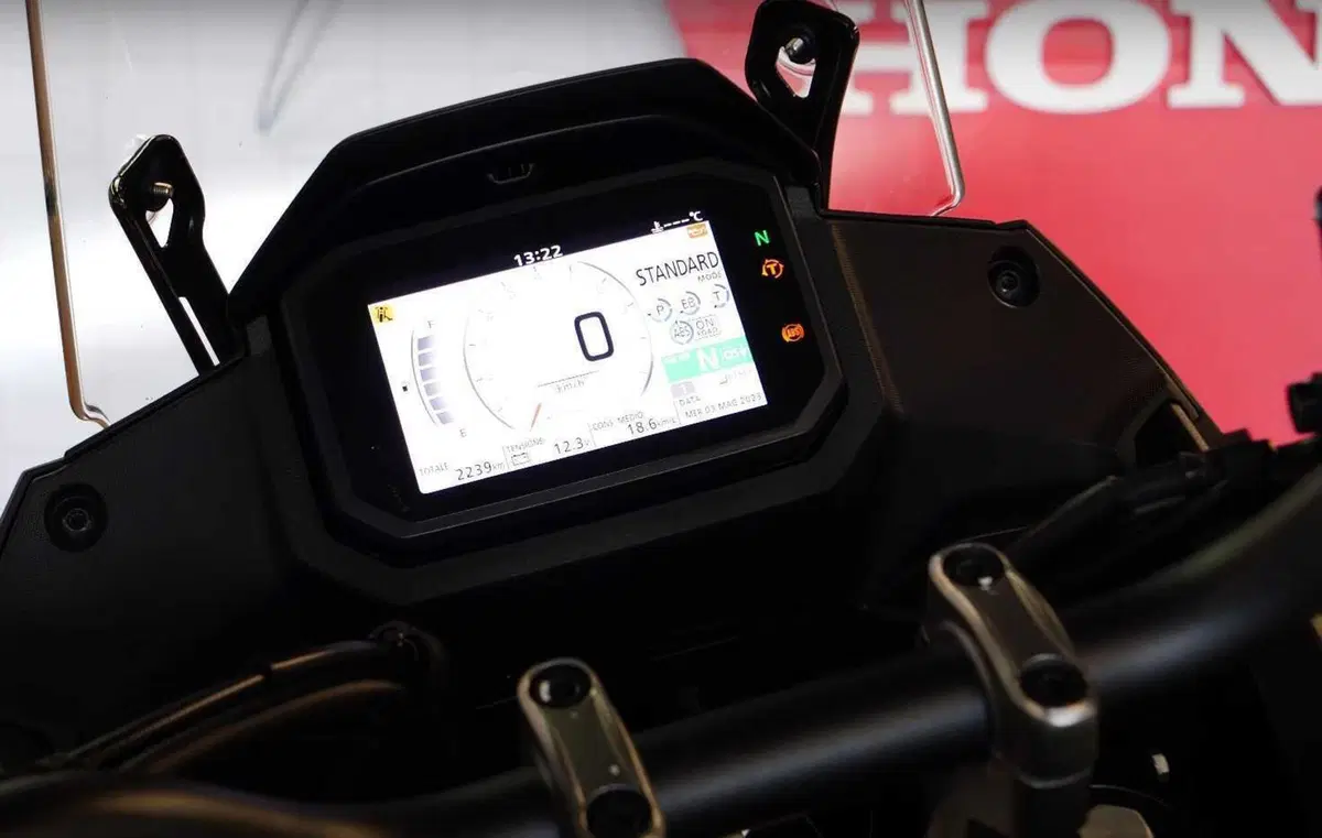 Gallery Honda Transalp 750 (5)