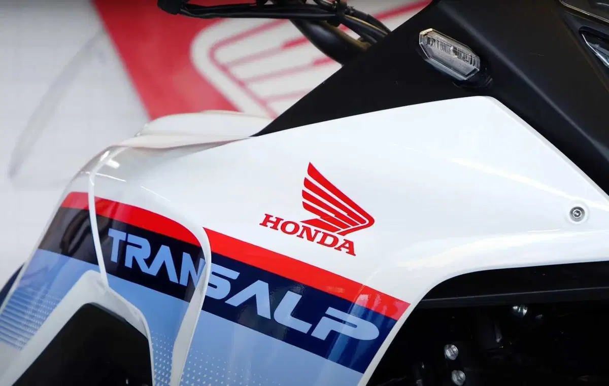Gallery Honda Transalp 750 (6)