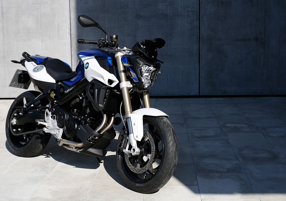 Bmw F 800 R (2015 - 16) (2)