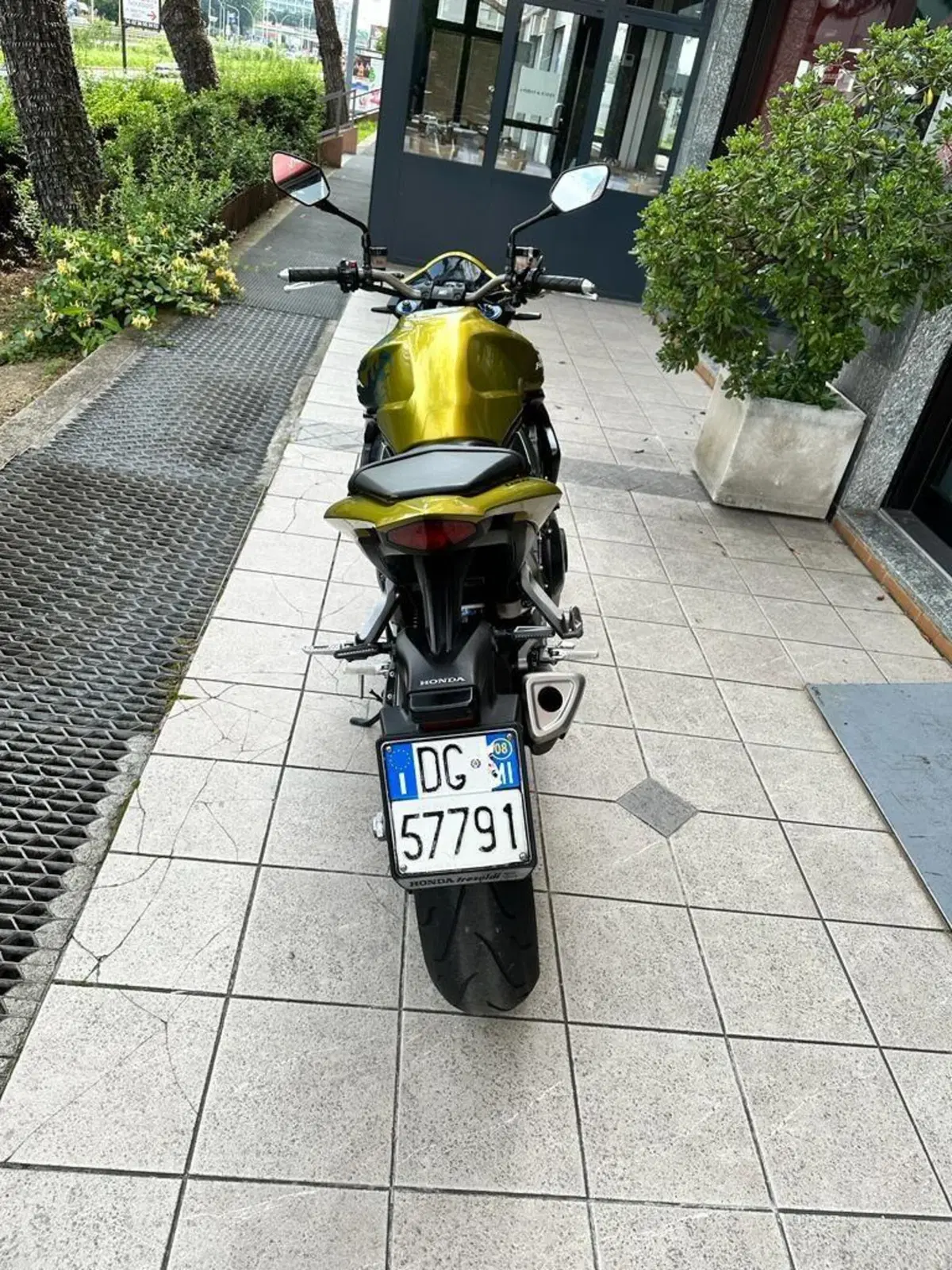 Honda CB 1000 R (2008 - 10) (4)