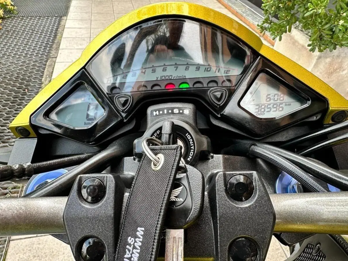Honda CB 1000 R (2008 - 10) (9)