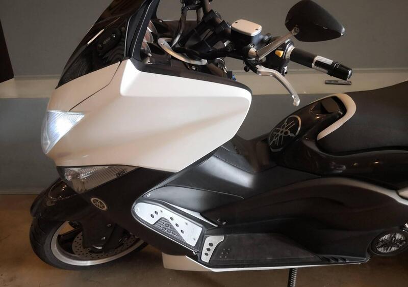 Yamaha T-Max 500 White Max (2010 - 11), prezzo e scheda tecnica 