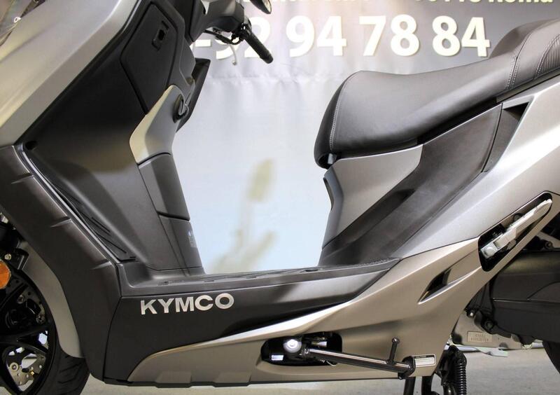 Kymco X-Town 300i: lo scooterone è tutto nuovo