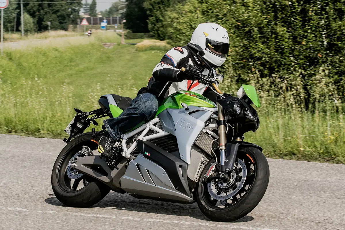 Energica Eva (2)