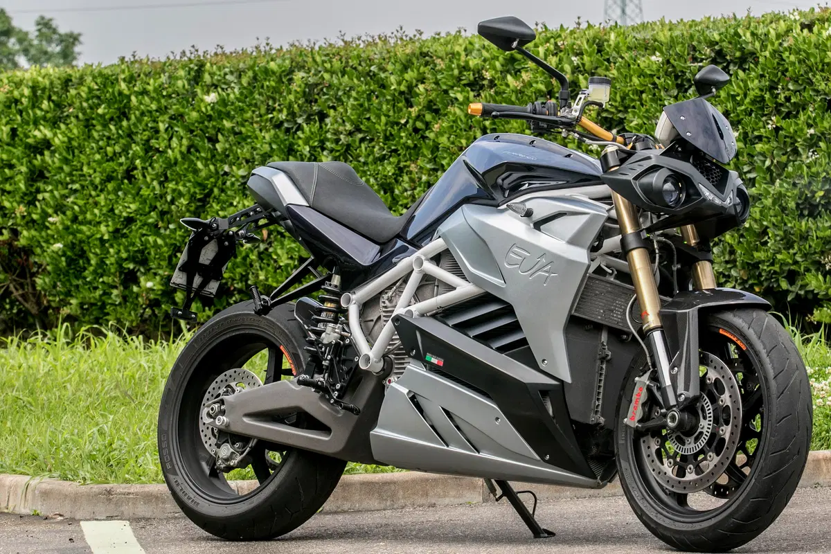 Energica Eva (9)