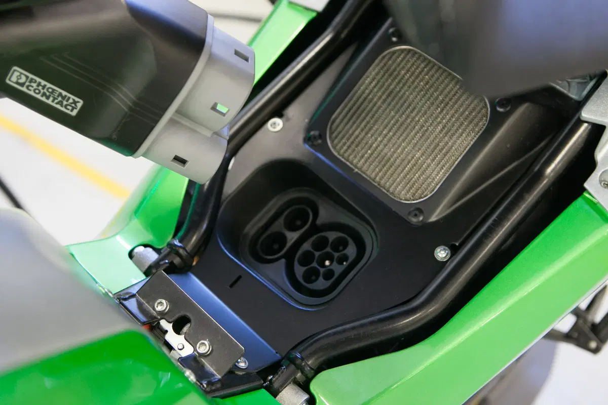 Energica Eva (12)