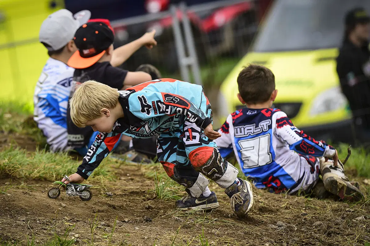 MX 2016. Le foto più spettacolari del GP di Inghilterra (10)