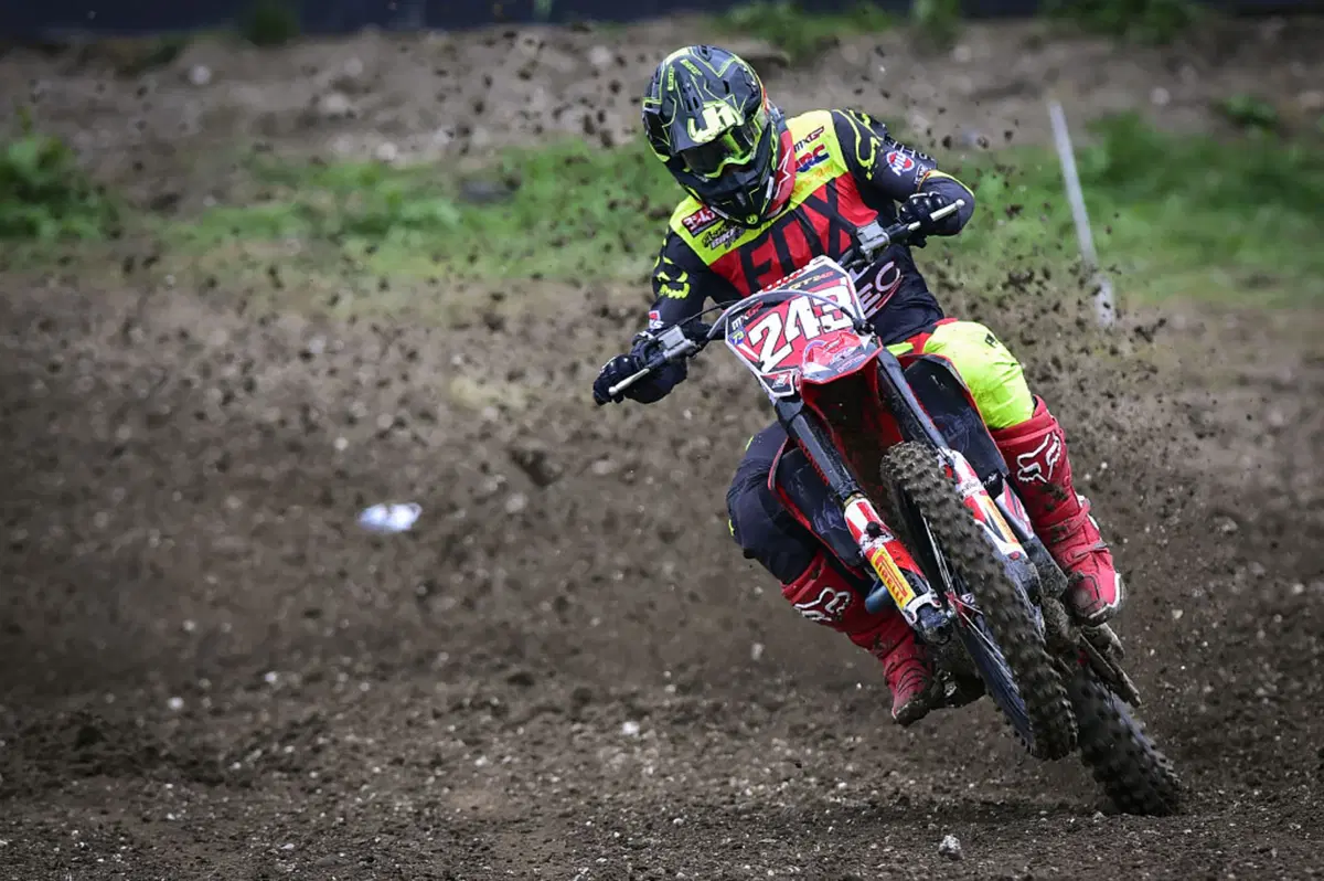 MX 2016. Le foto più spettacolari del GP di Inghilterra (43)