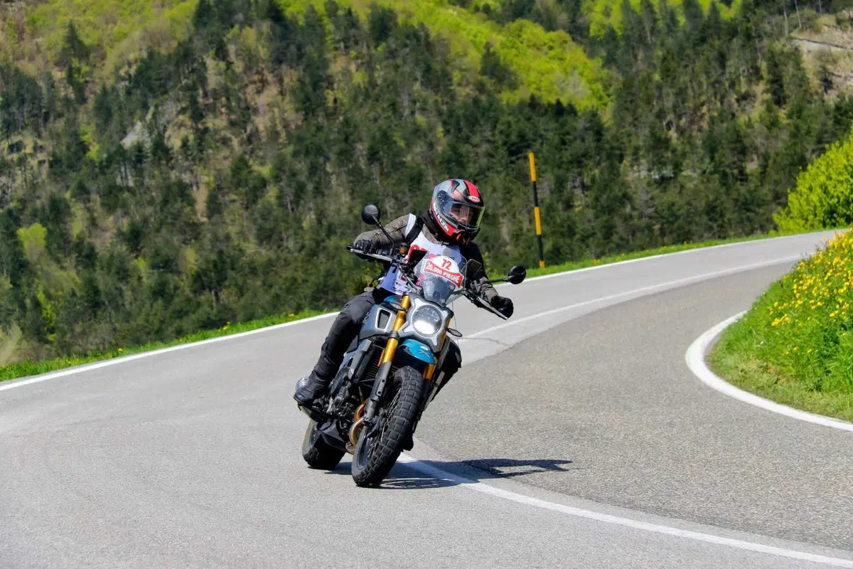 CFMOTO CL-X 700 Adventure TEST: ci abbiamo fatto 20.000 pieghe! [VIDEO E GALLERY] (7)